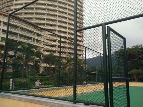 �W������W����